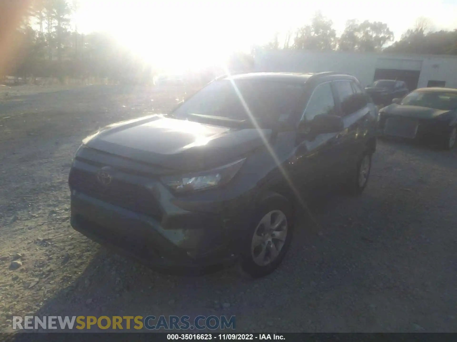 2 Фотография поврежденного автомобиля 2T3H1RFV1MW142463 TOYOTA RAV4 2021
