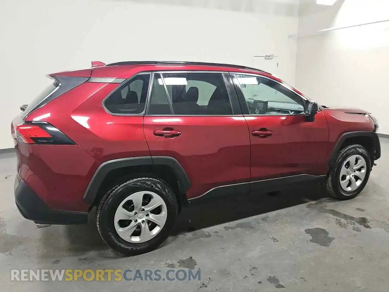 3 Photograph of a damaged car 2T3H1RFV1MW143046 TOYOTA RAV4 2021