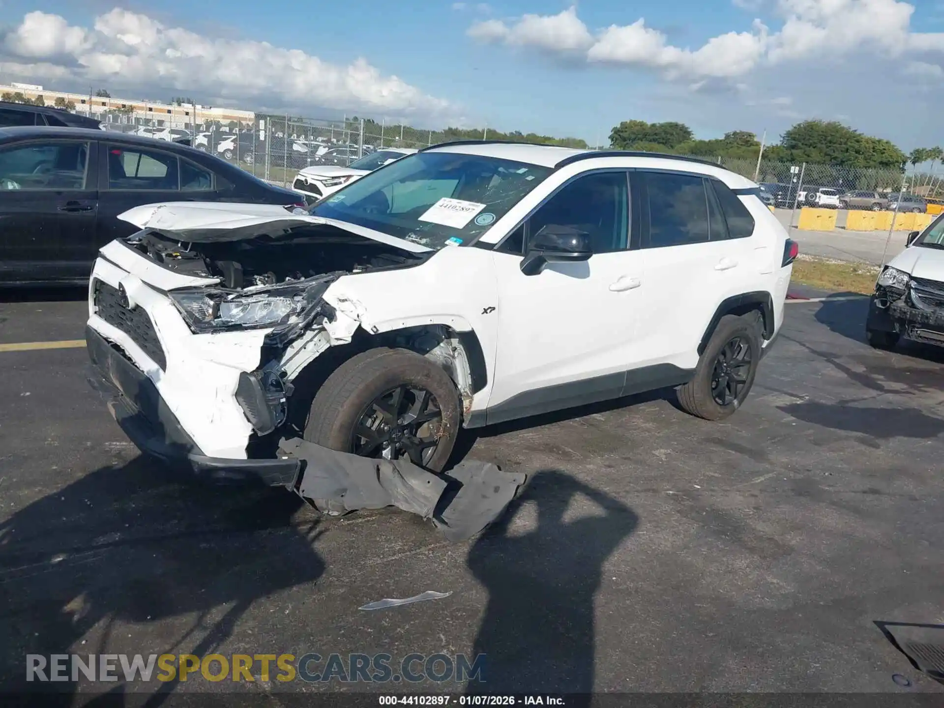 2 Photograph of a damaged car 2T3H1RFV1MW168741 TOYOTA RAV4 2021