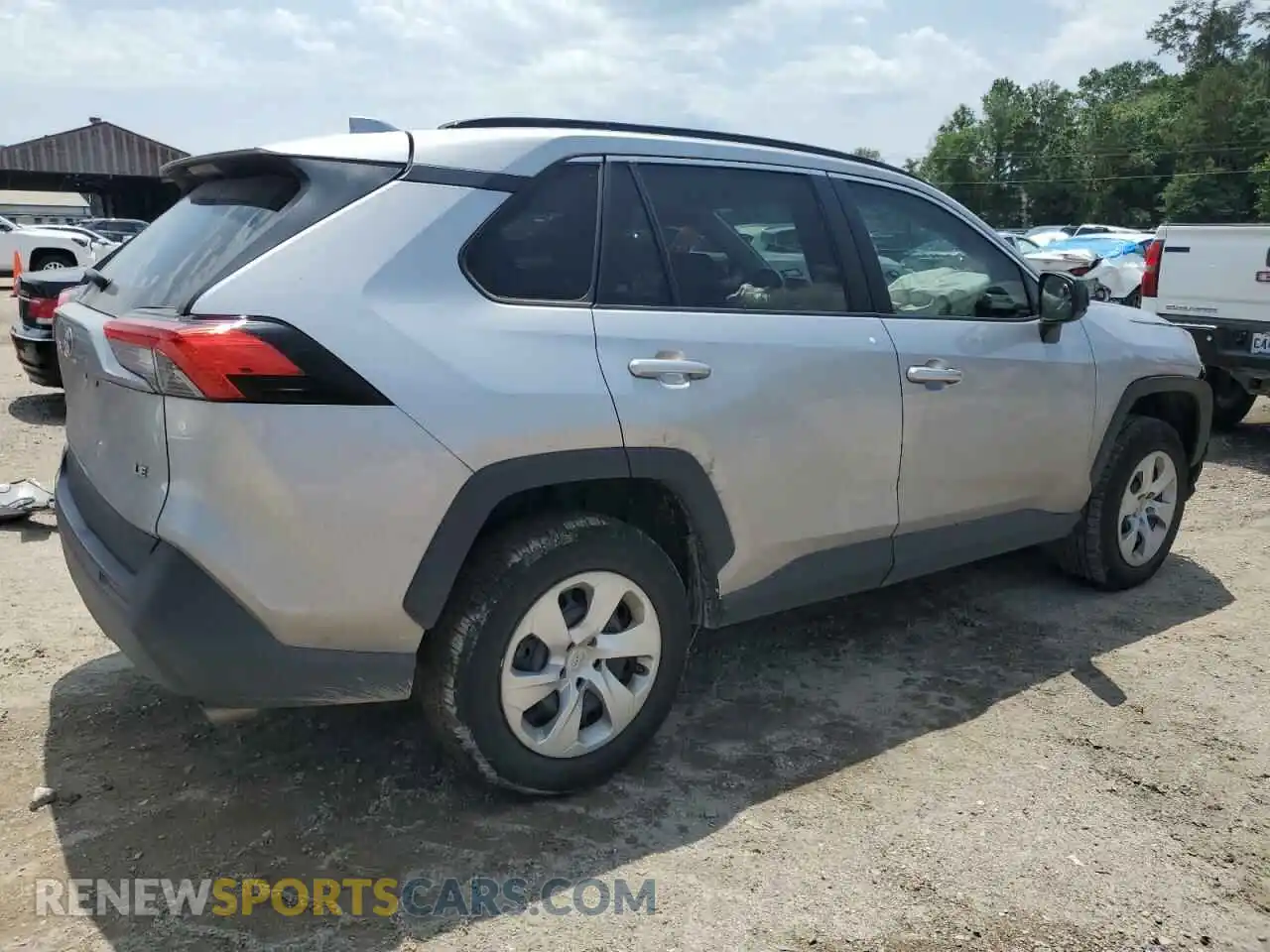 3 Photograph of a damaged car 2T3H1RFV2MC107044 TOYOTA RAV4 2021