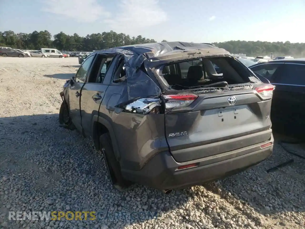 3 Photograph of a damaged car 2T3H1RFV2MC115757 TOYOTA RAV4 2021