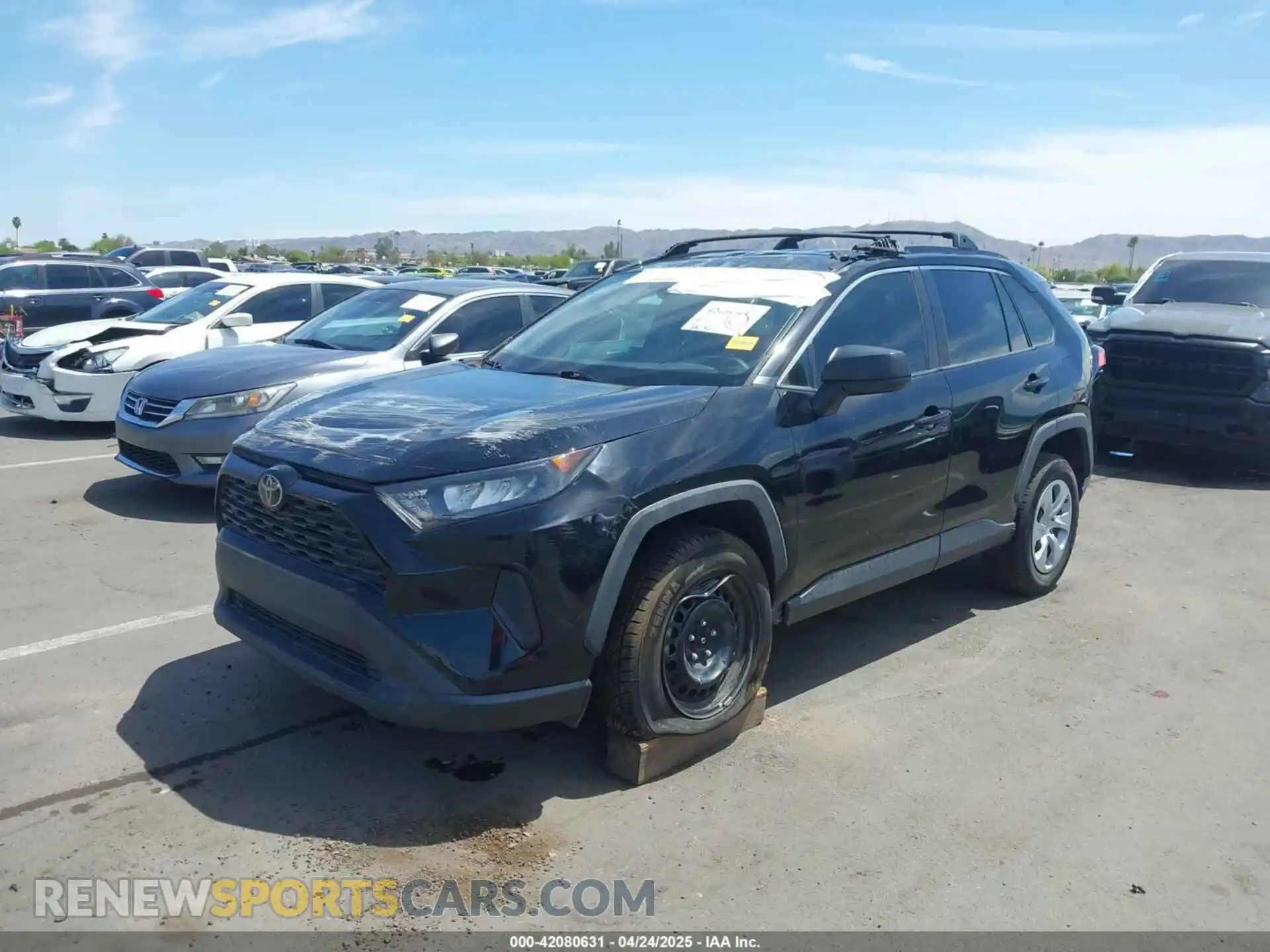 2 Photograph of a damaged car 2T3H1RFV2MC134521 TOYOTA RAV4 2021