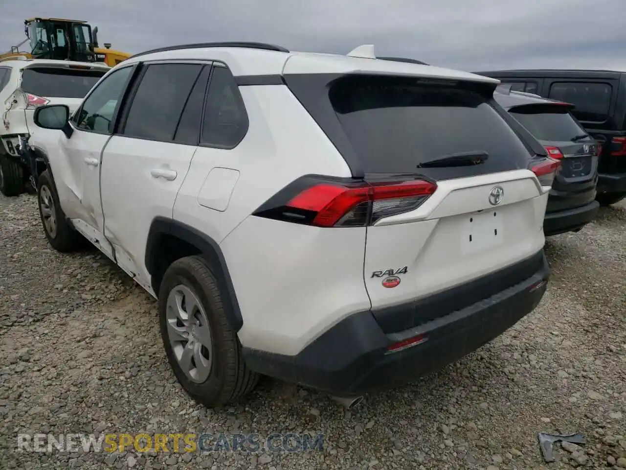 3 Photograph of a damaged car 2T3H1RFV2MC152436 TOYOTA RAV4 2021