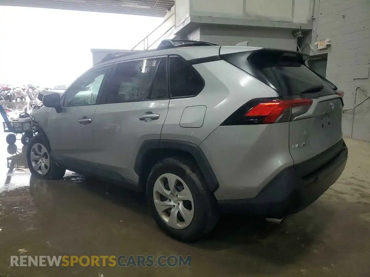 2 Photograph of a damaged car 2T3H1RFV2MC156342 TOYOTA RAV4 2021