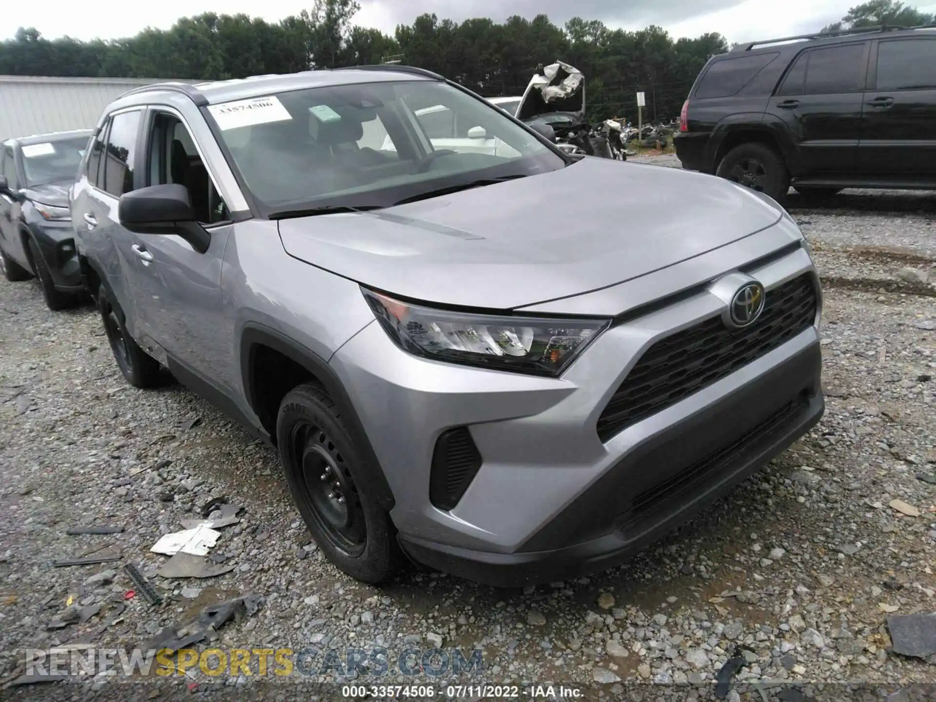 1 Photograph of a damaged car 2T3H1RFV2MW134808 TOYOTA RAV4 2021