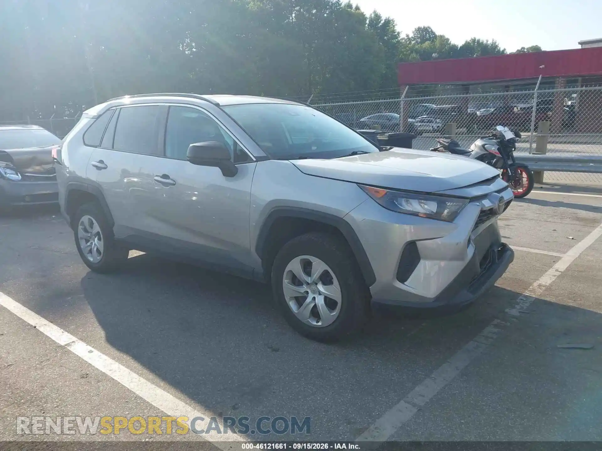 1 Photograph of a damaged car 2T3H1RFV2MW135604 TOYOTA RAV4 2021