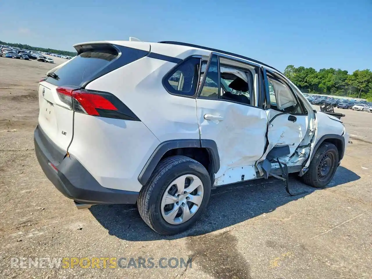 3 Photograph of a damaged car 2T3H1RFV3MC100474 TOYOTA RAV4 2021