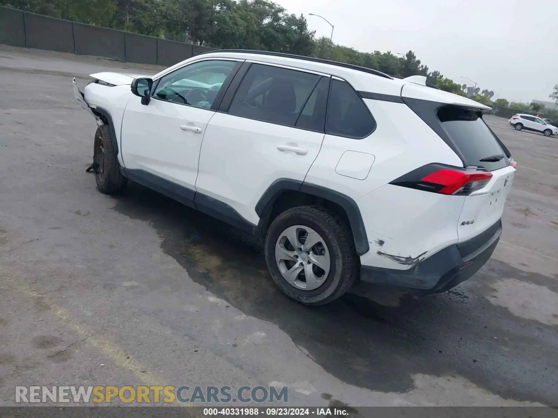 3 Photograph of a damaged car 2T3H1RFV3MC115606 TOYOTA RAV4 2021