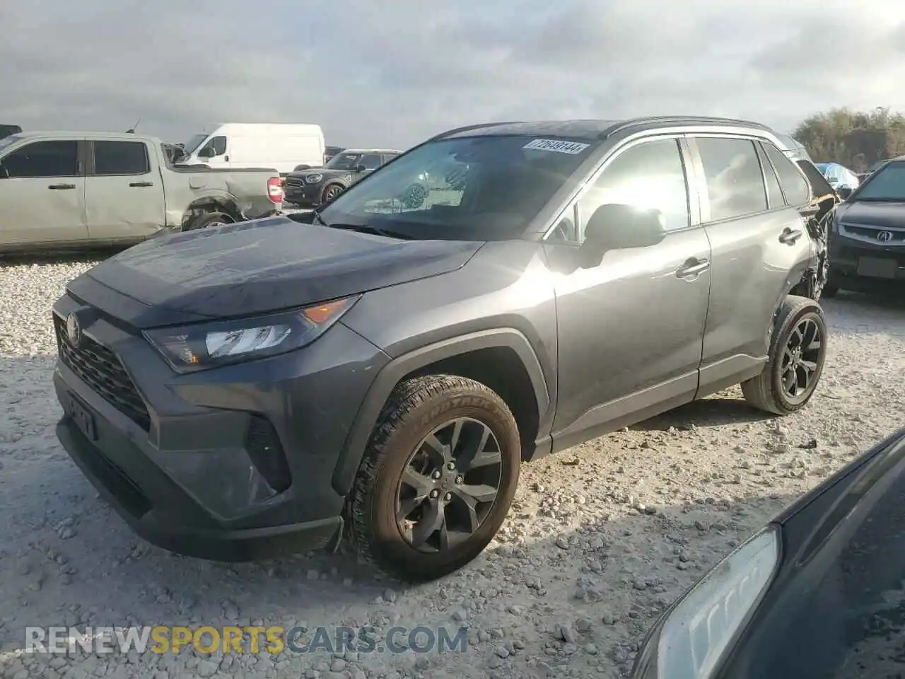 1 Photograph of a damaged car 2T3H1RFV3MC119185 TOYOTA RAV4 2021