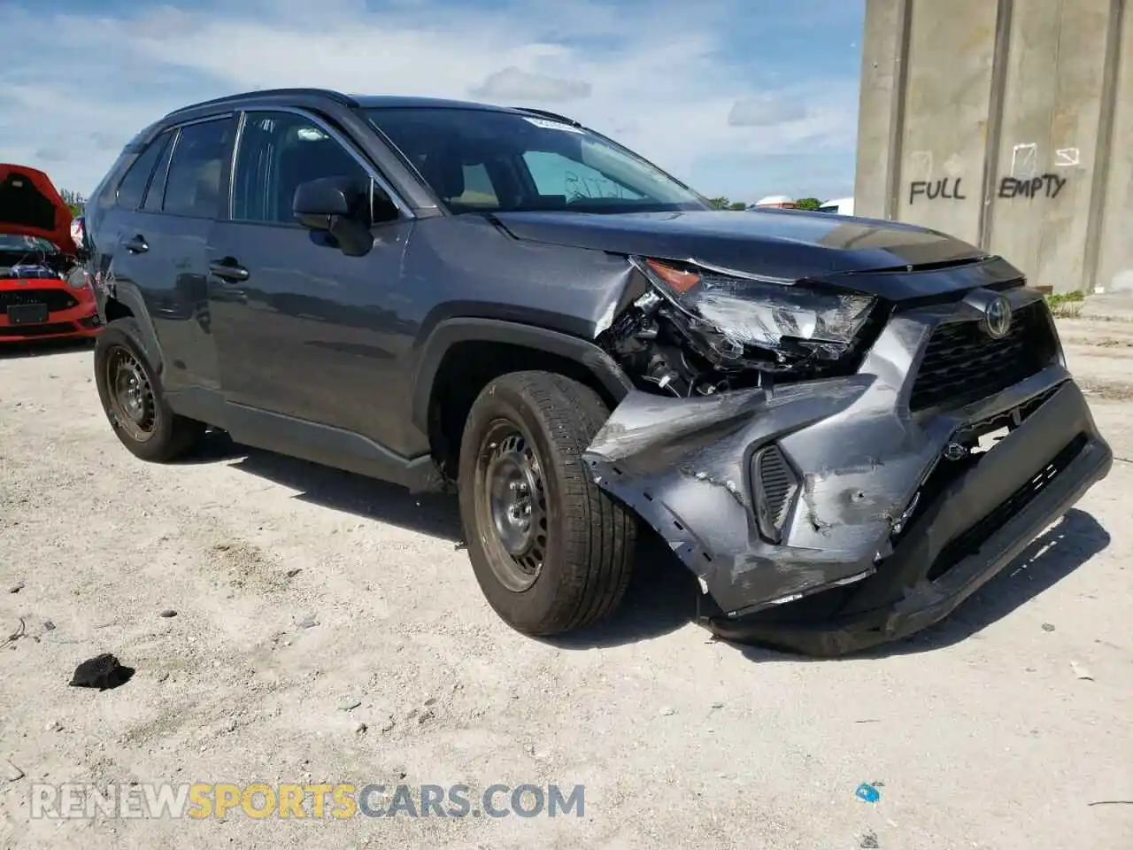 1 Photograph of a damaged car 2T3H1RFV3MC126220 TOYOTA RAV4 2021