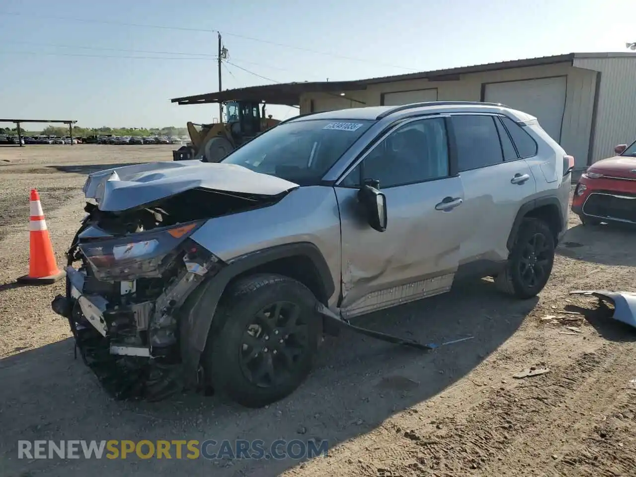 1 Photograph of a damaged car 2T3H1RFV3MC142773 TOYOTA RAV4 2021
