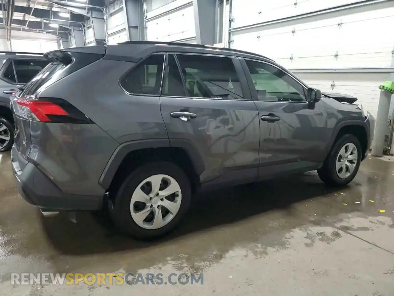 3 Photograph of a damaged car 2T3H1RFV3MC155233 TOYOTA RAV4 2021