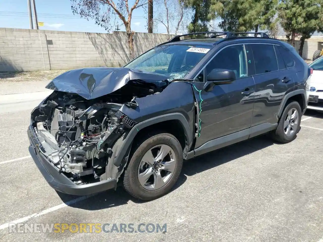 1 Photograph of a damaged car 2T3H1RFV3MC165938 TOYOTA RAV4 2021