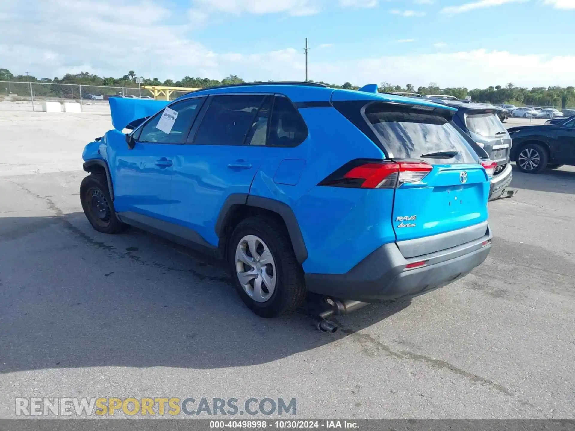 3 Photograph of a damaged car 2T3H1RFV3MW131514 TOYOTA RAV4 2021