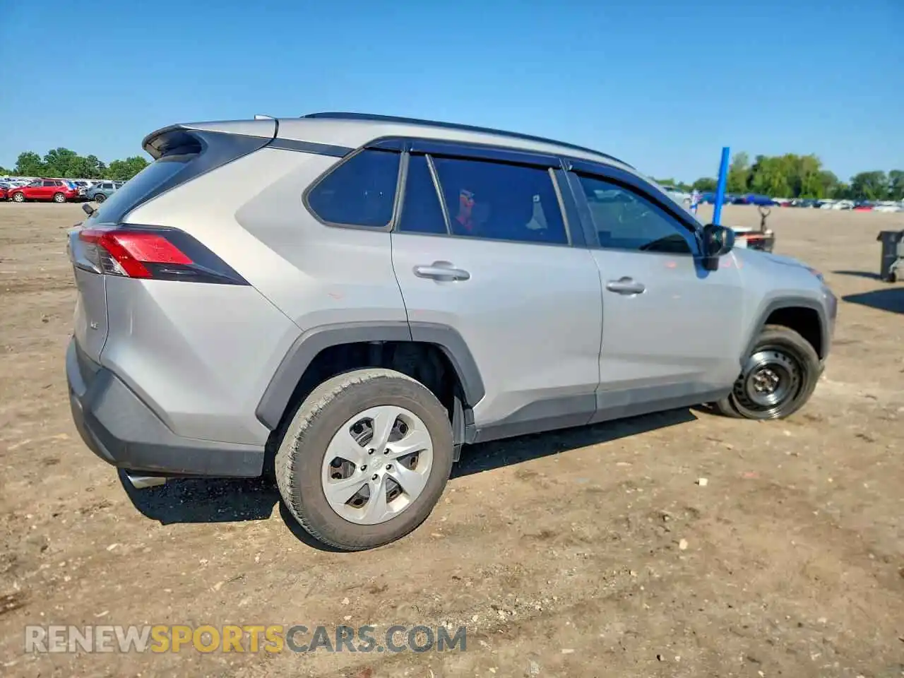 3 Photograph of a damaged car 2T3H1RFV3MW136079 TOYOTA RAV4 2021