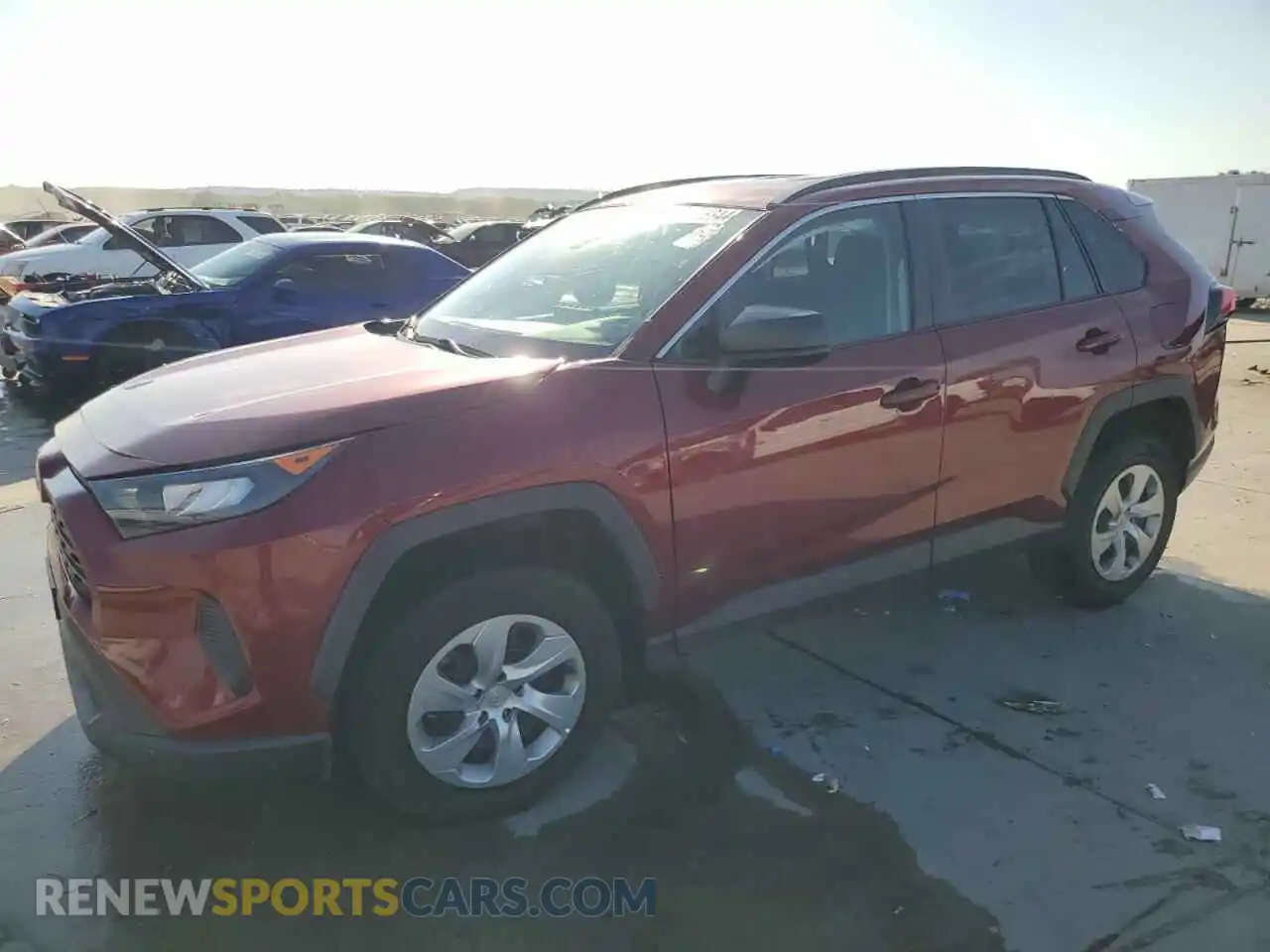 1 Photograph of a damaged car 2T3H1RFV3MW136549 TOYOTA RAV4 2021
