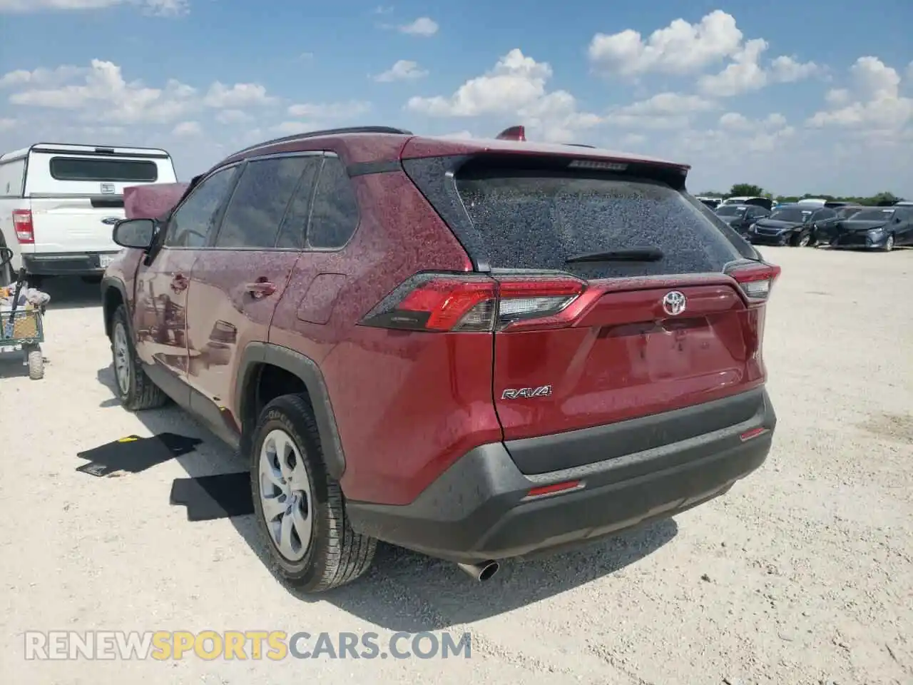 3 Photograph of a damaged car 2T3H1RFV3MW142450 TOYOTA RAV4 2021