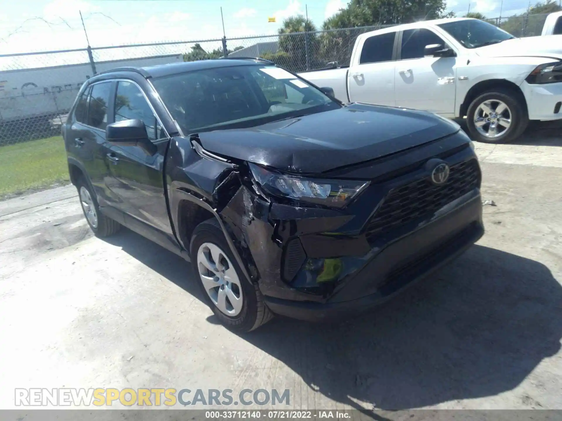 1 Photograph of a damaged car 2T3H1RFV3MW155067 TOYOTA RAV4 2021