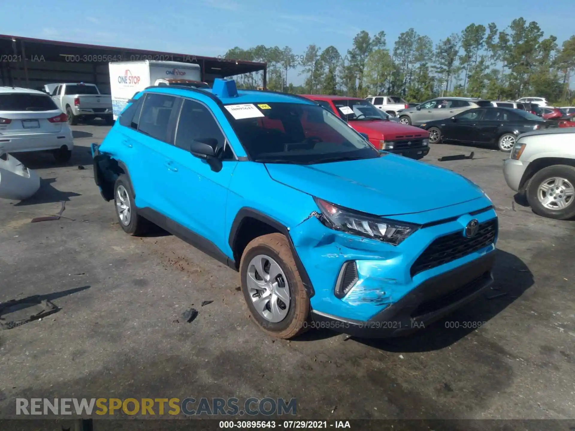 1 Photograph of a damaged car 2T3H1RFV4MC091851 TOYOTA RAV4 2021