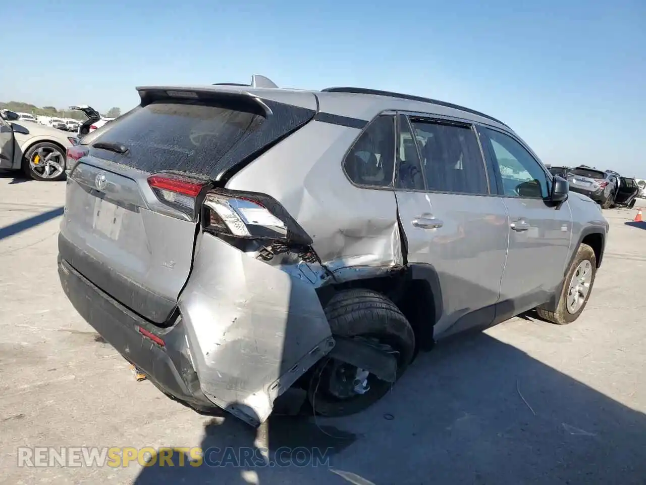 3 Photograph of a damaged car 2T3H1RFV4MC097536 TOYOTA RAV4 2021