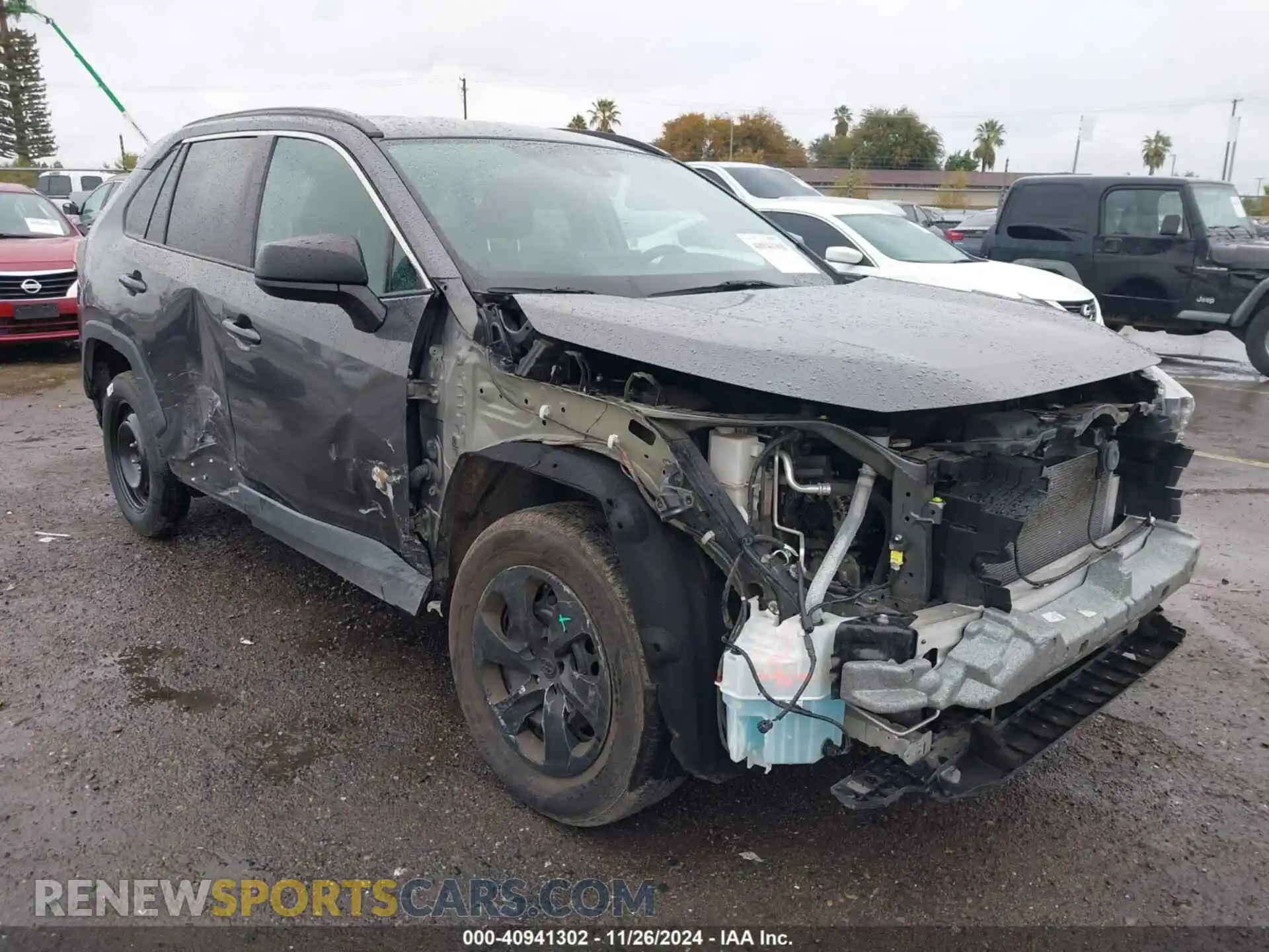 1 Photograph of a damaged car 2T3H1RFV4MC112150 TOYOTA RAV4 2021