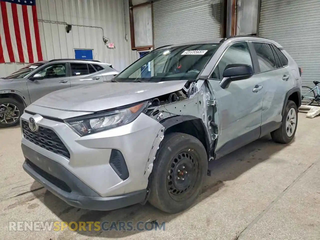 1 Photograph of a damaged car 2T3H1RFV4MC154897 TOYOTA RAV4 2021