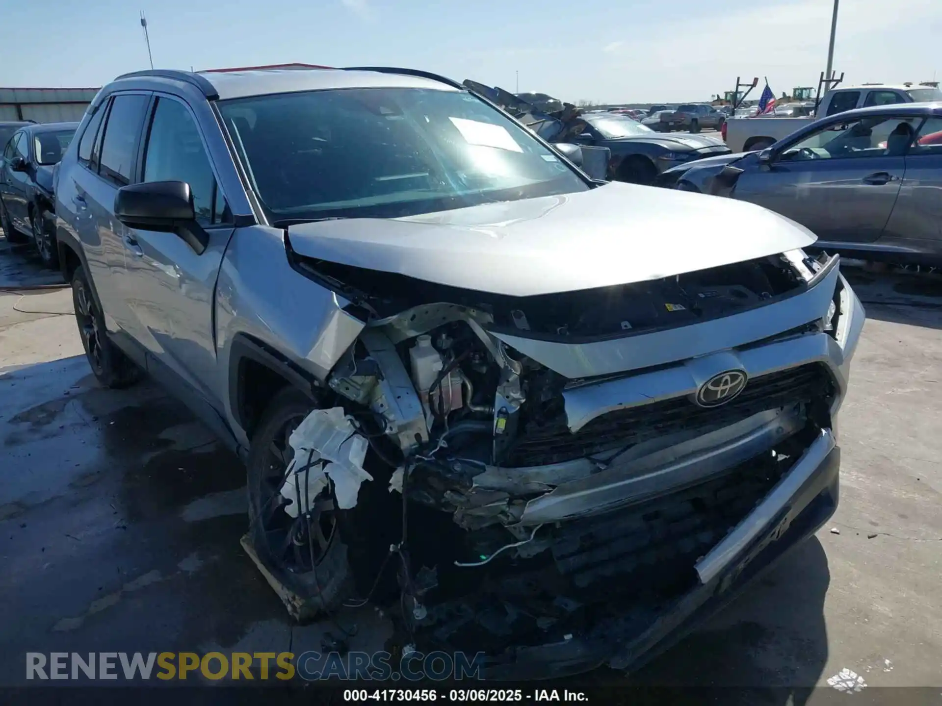 1 Фотография поврежденного автомобиля 2T3H1RFV4MC163860 TOYOTA RAV4 2021