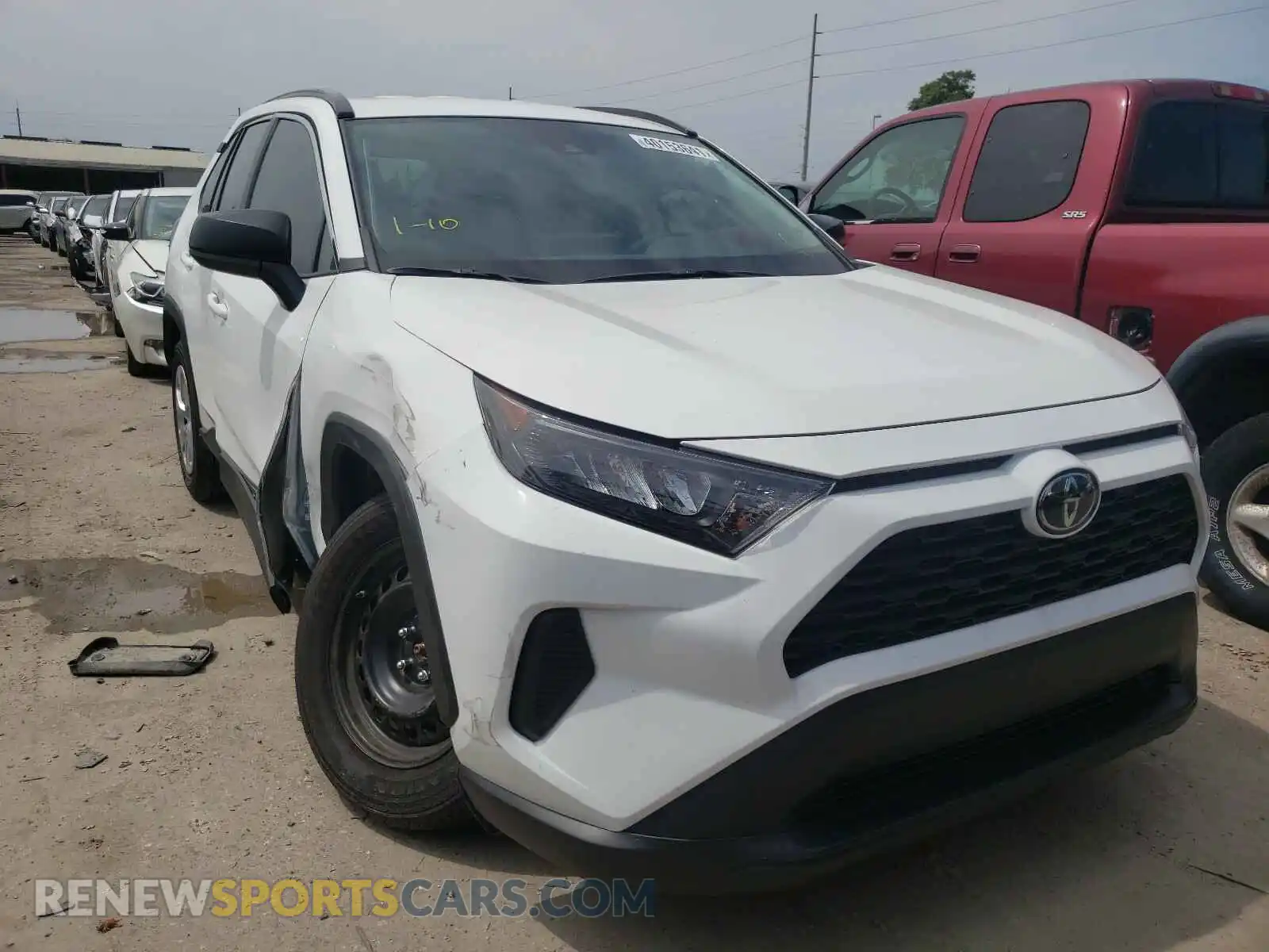 1 Photograph of a damaged car 2T3H1RFV4MW124667 TOYOTA RAV4 2021