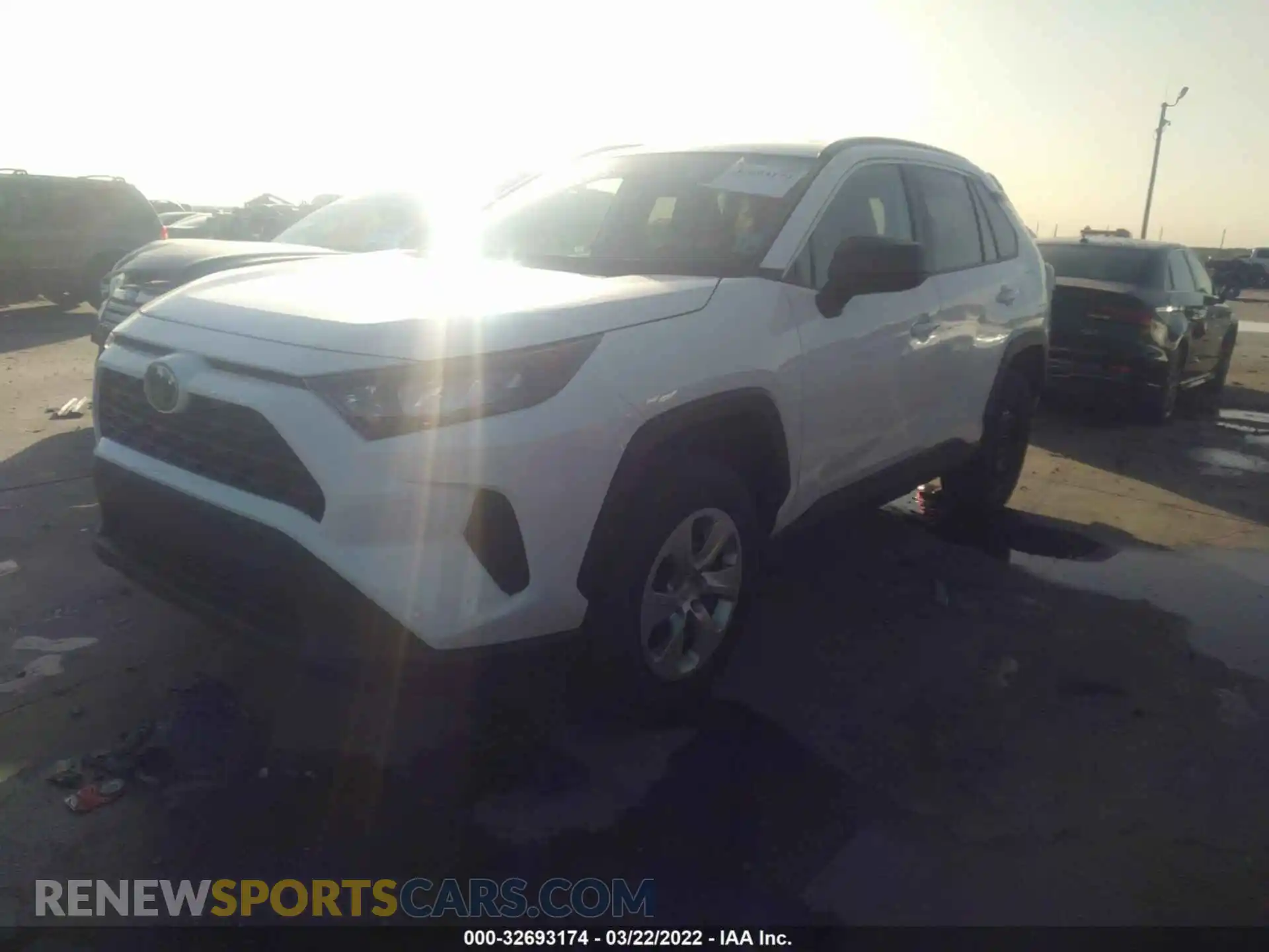 2 Photograph of a damaged car 2T3H1RFV4MW142179 TOYOTA RAV4 2021