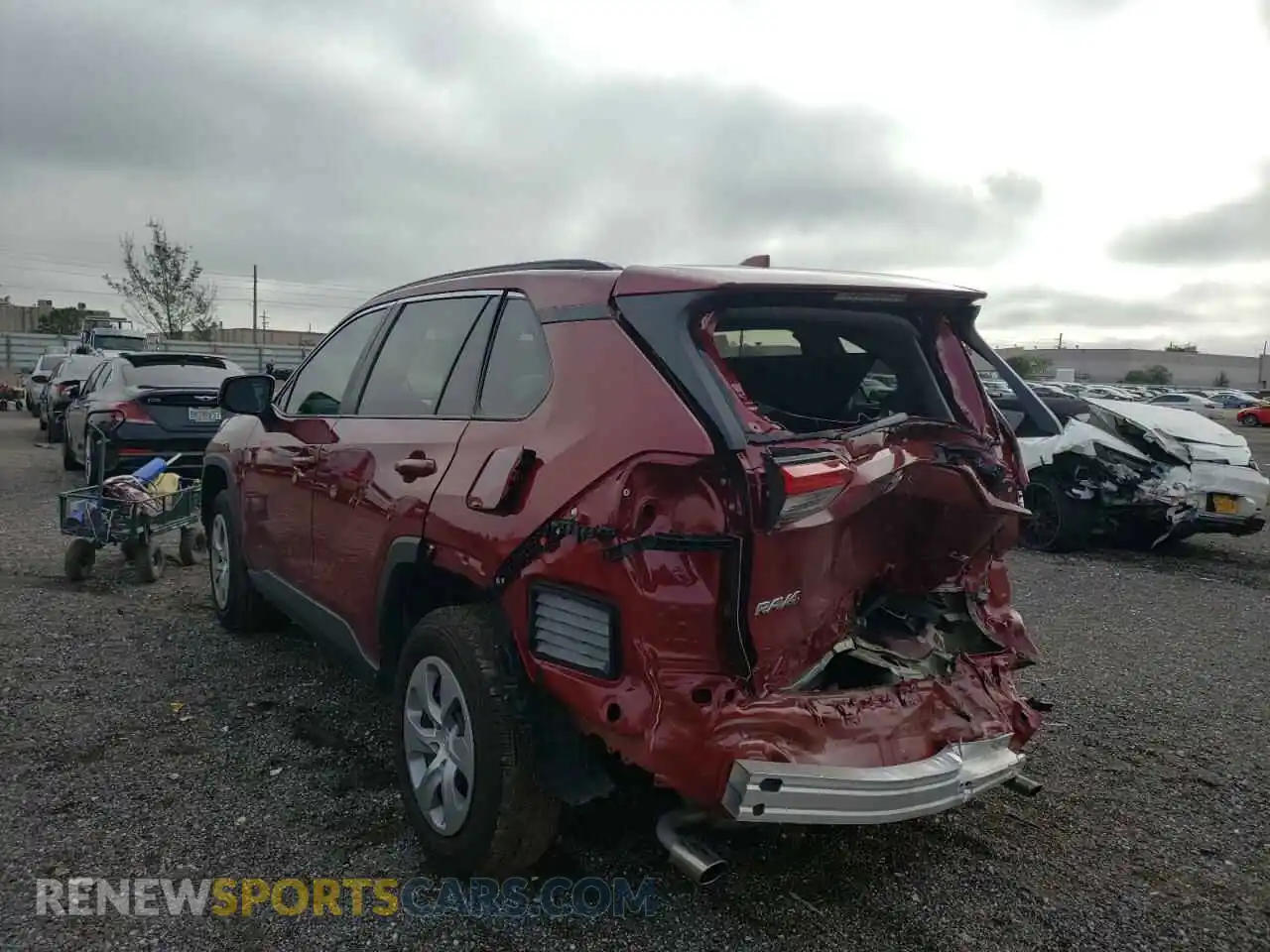 3 fotografías del automóvil dañado 2T3H1RFV4MW162450 TOYOTA RAV4 2021