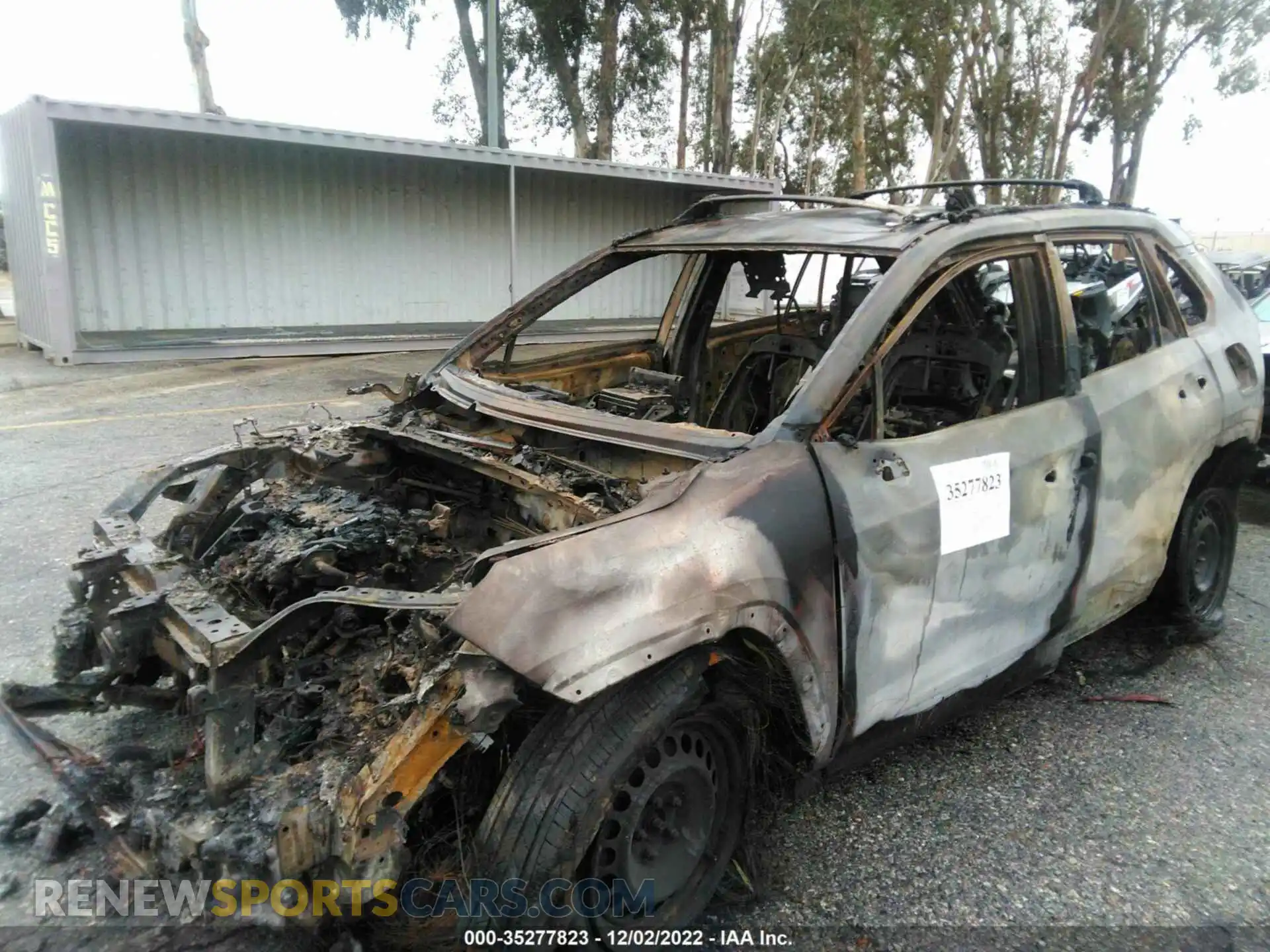 2 Photograph of a damaged car 2T3H1RFV4MW176963 TOYOTA RAV4 2021