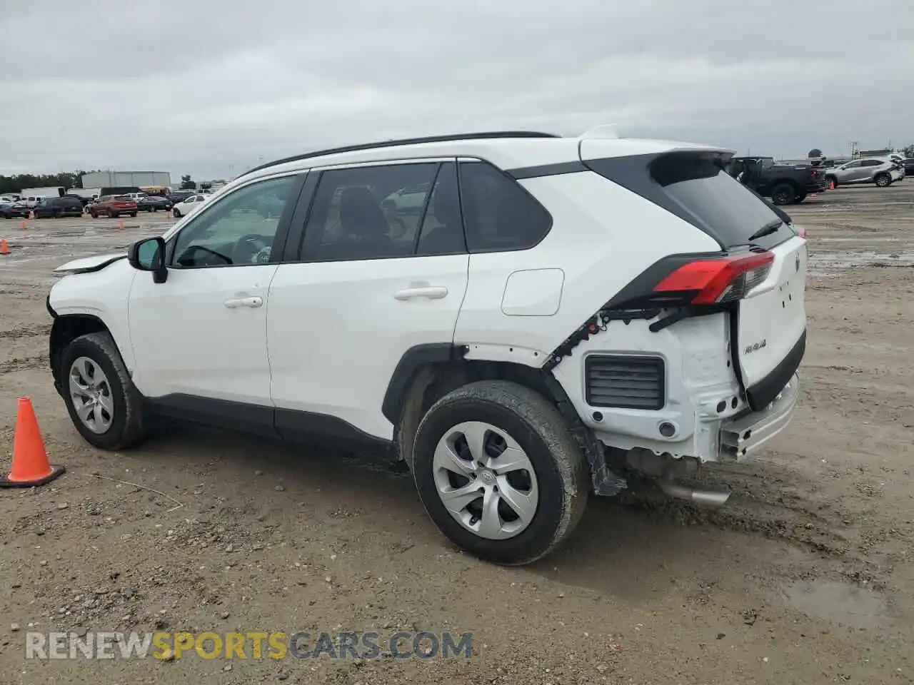 2 Photograph of a damaged car 2T3H1RFV5MC123898 TOYOTA RAV4 2021