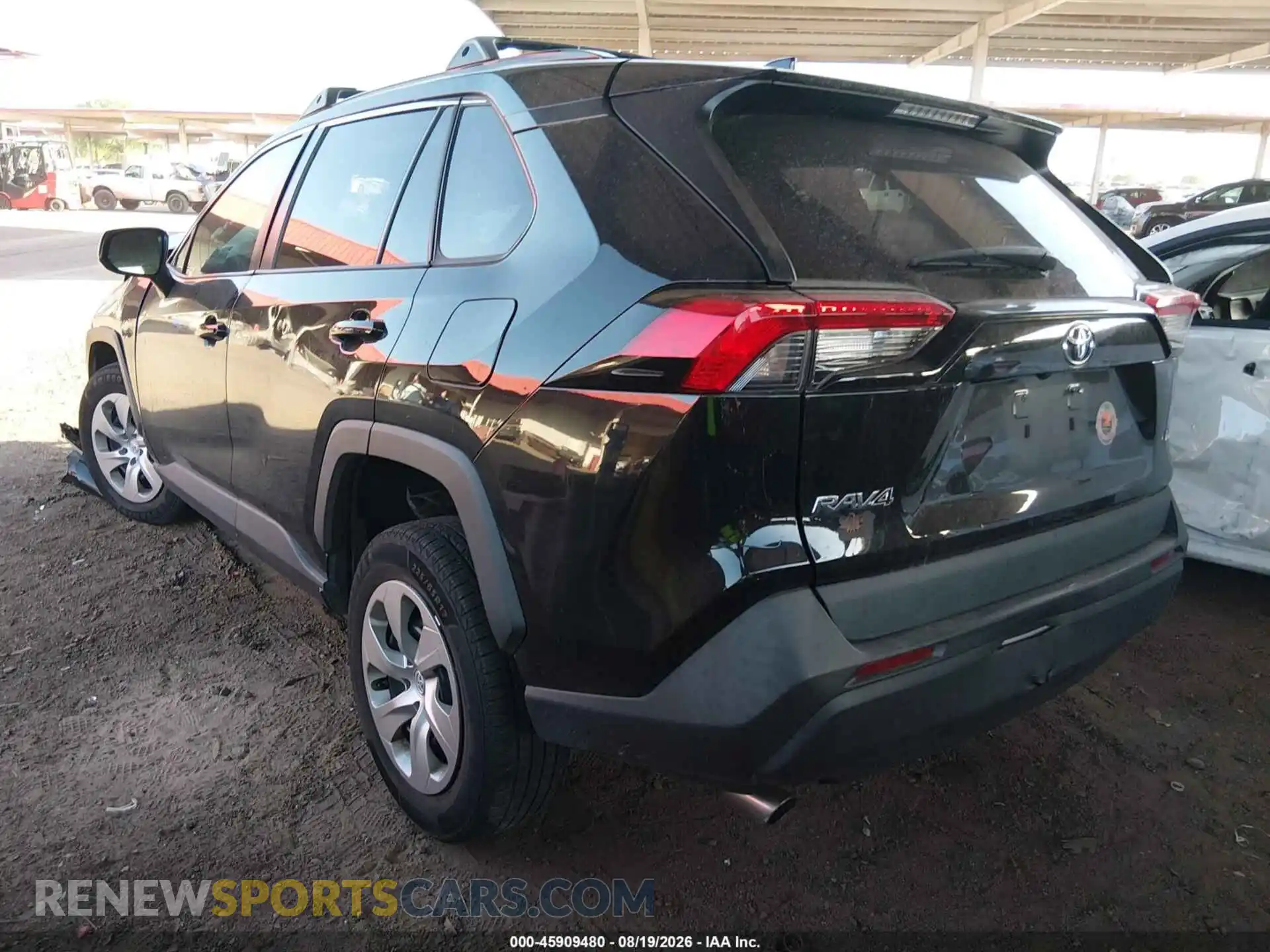 3 Photograph of a damaged car 2T3H1RFV5MC138224 TOYOTA RAV4 2021