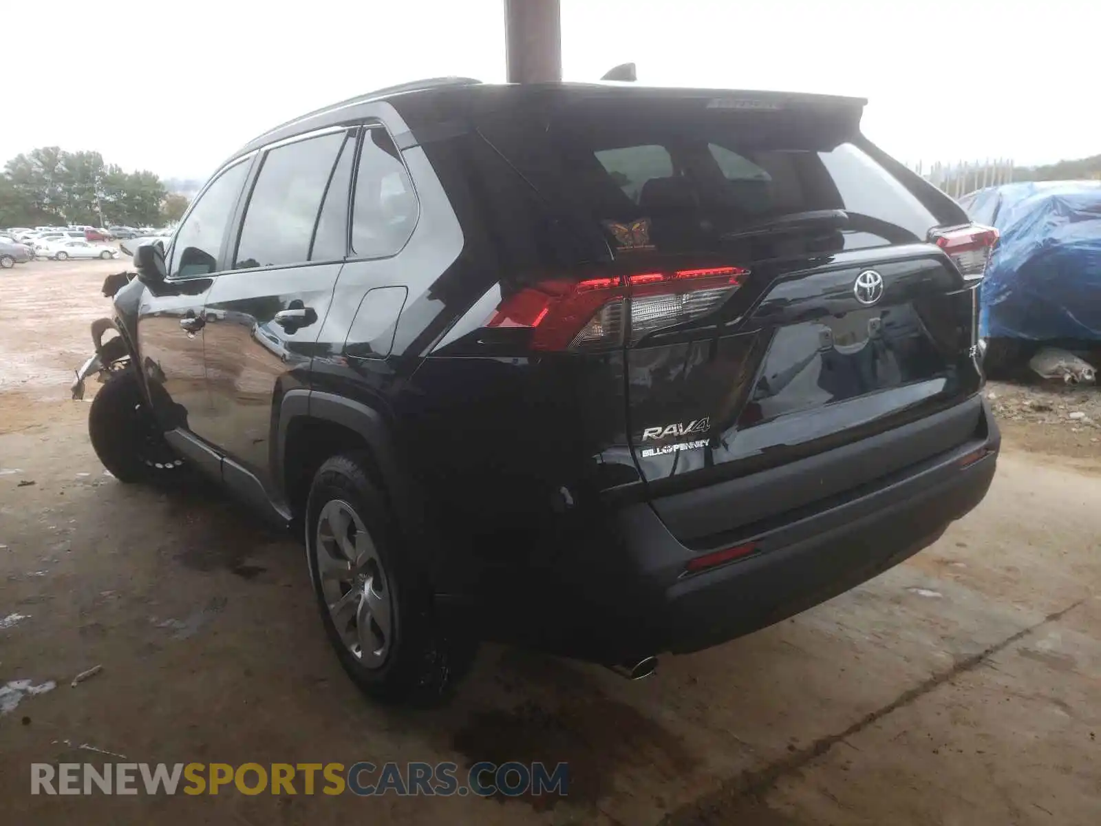 3 Photograph of a damaged car 2T3H1RFV5MC150339 TOYOTA RAV4 2021