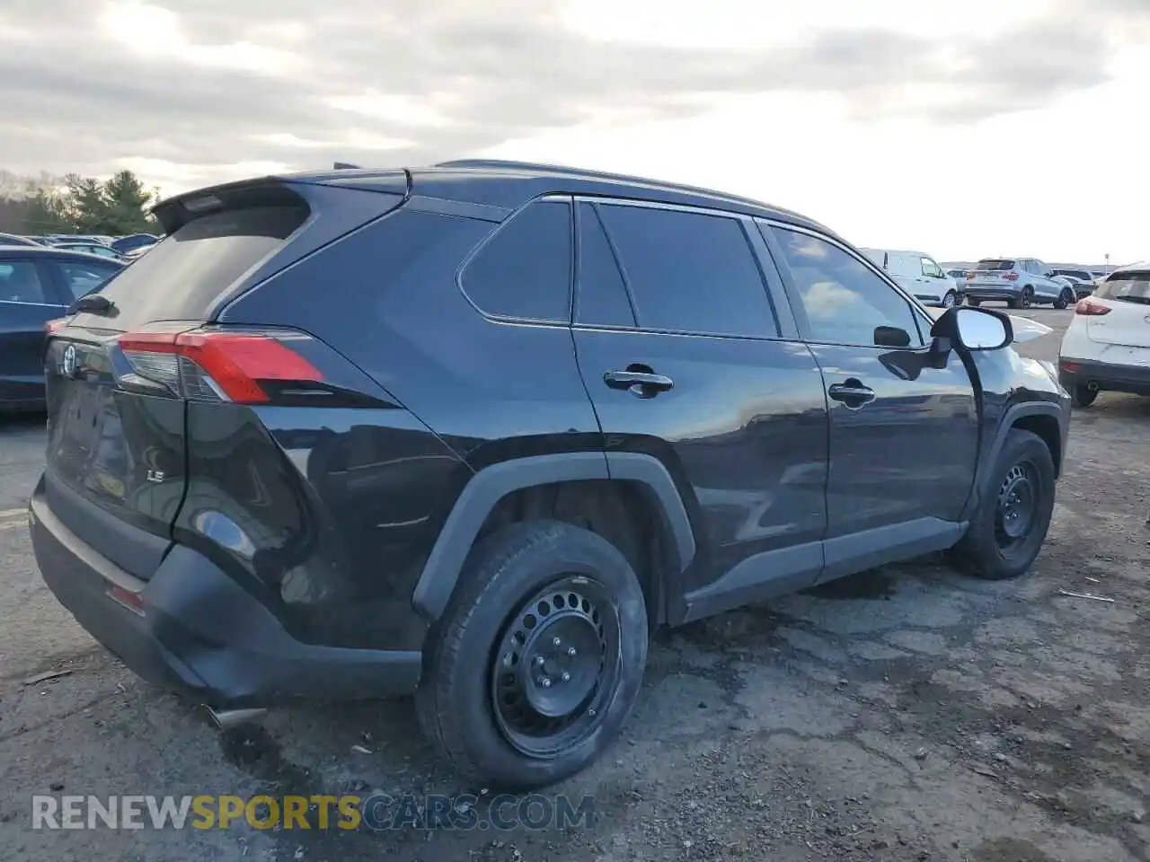 3 Photograph of a damaged car 2T3H1RFV5MC156657 TOYOTA RAV4 2021