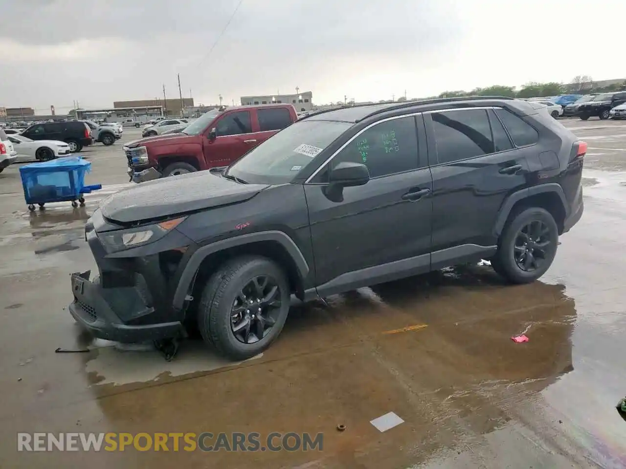 1 Photograph of a damaged car 2T3H1RFV5MC165083 TOYOTA RAV4 2021