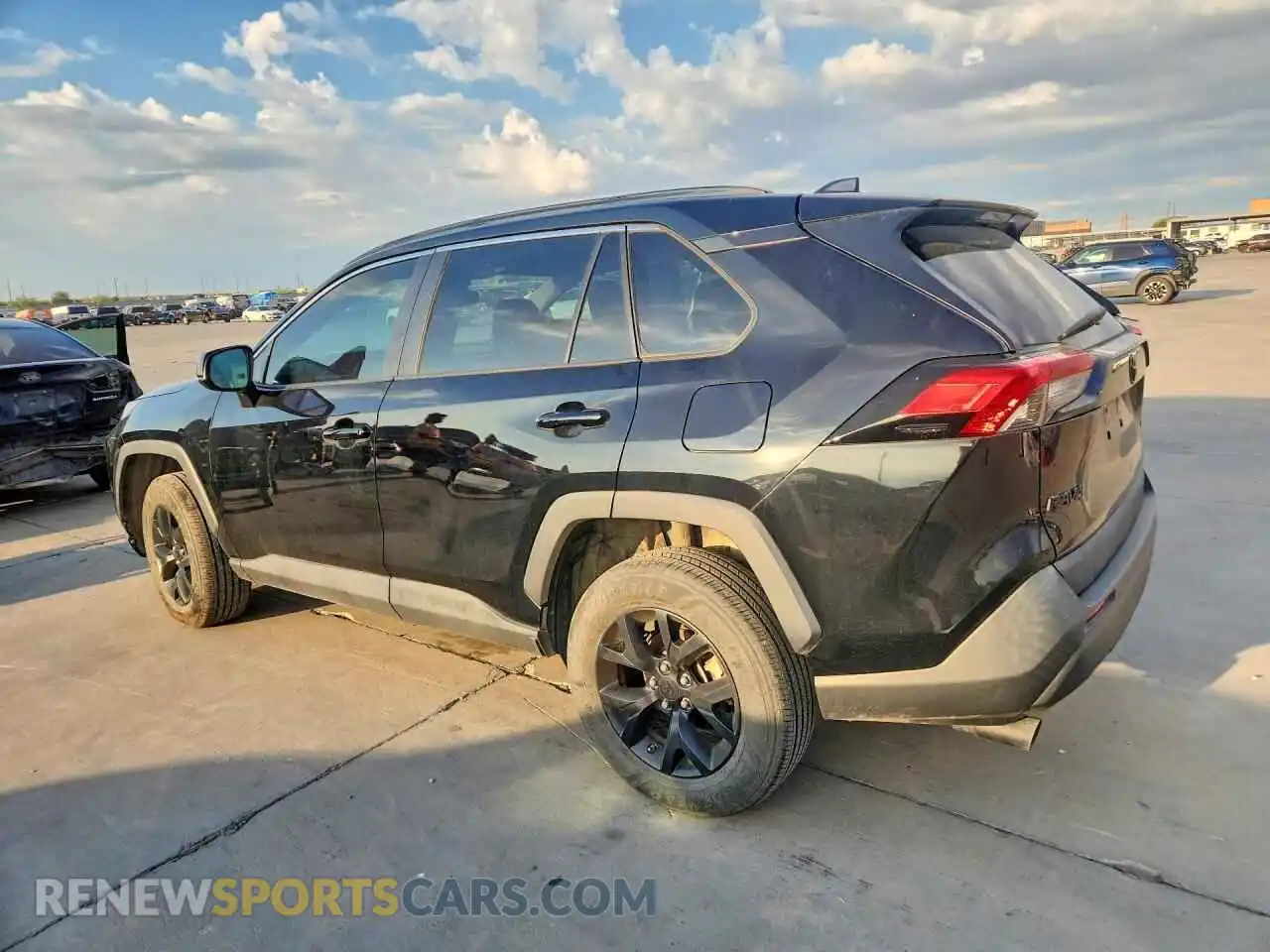 2 Photograph of a damaged car 2T3H1RFV5MC165097 TOYOTA RAV4 2021