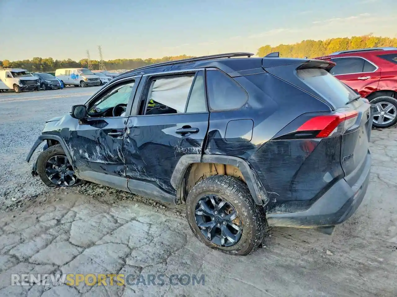 2 Photograph of a damaged car 2T3H1RFV5MC168632 TOYOTA RAV4 2021