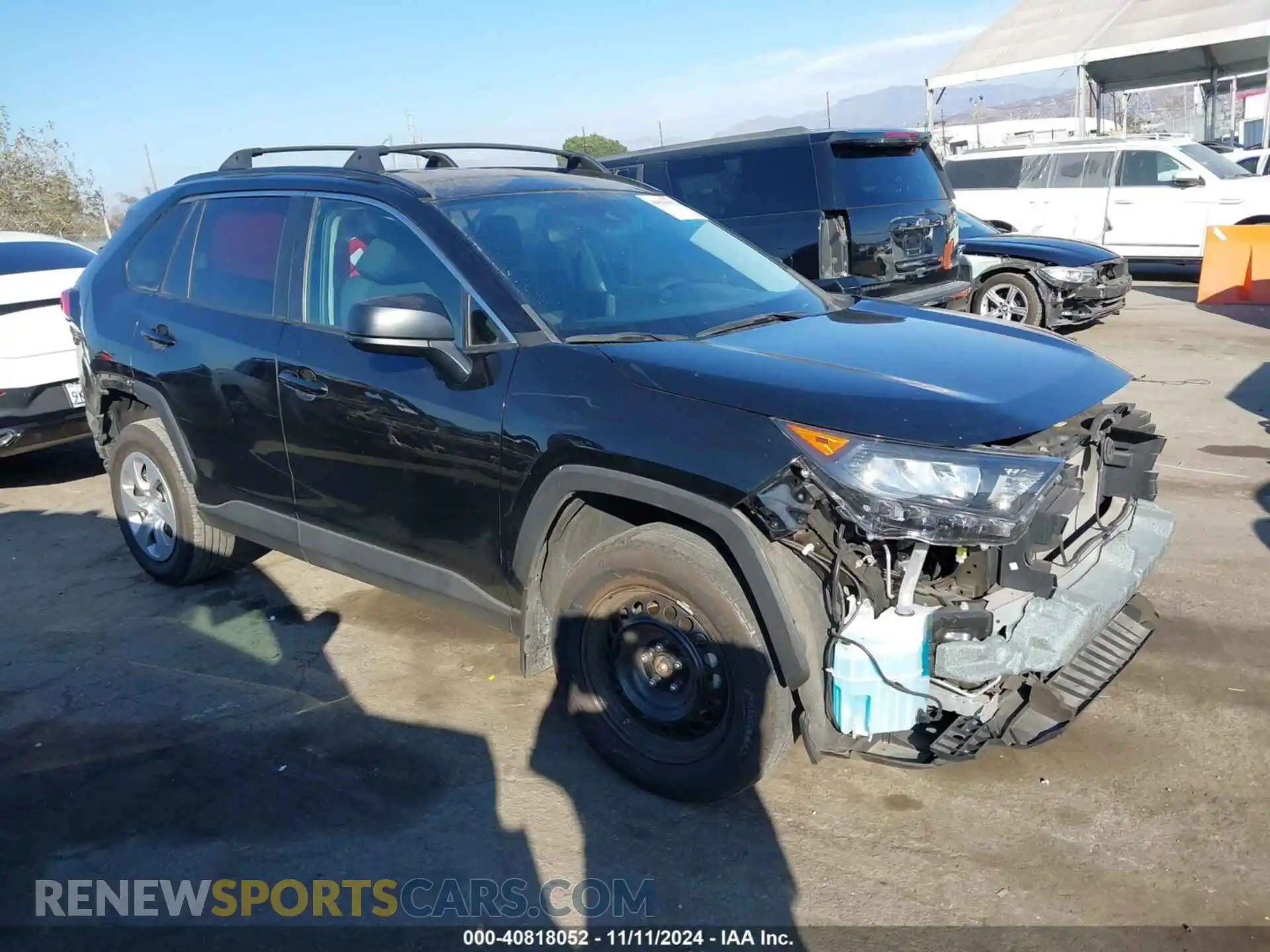 1 Photograph of a damaged car 2T3H1RFV5MW145768 TOYOTA RAV4 2021