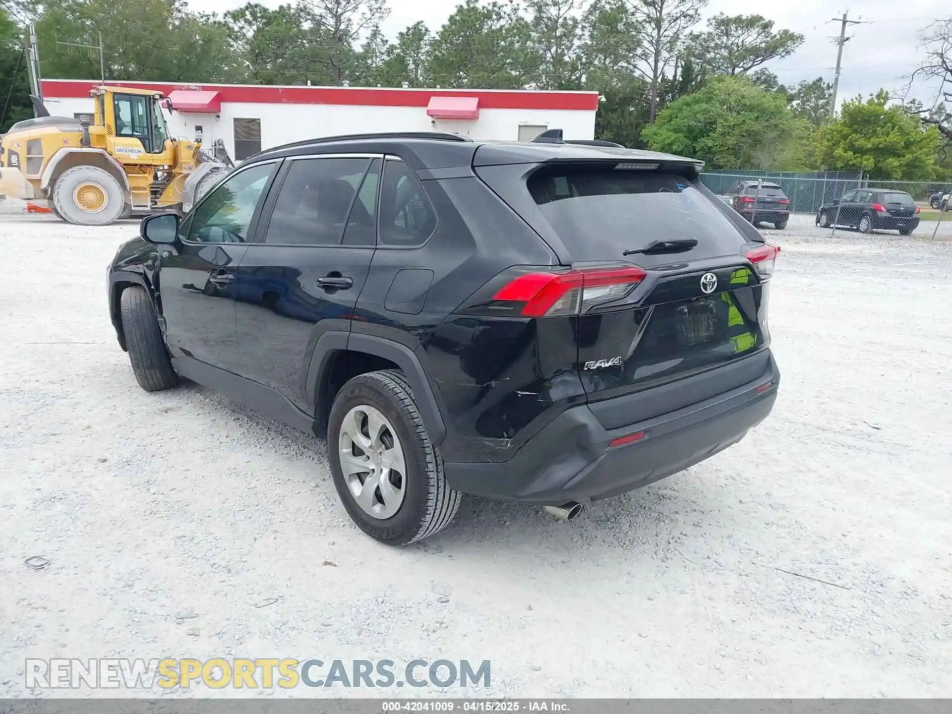 3 Photograph of a damaged car 2T3H1RFV5MW151120 TOYOTA RAV4 2021