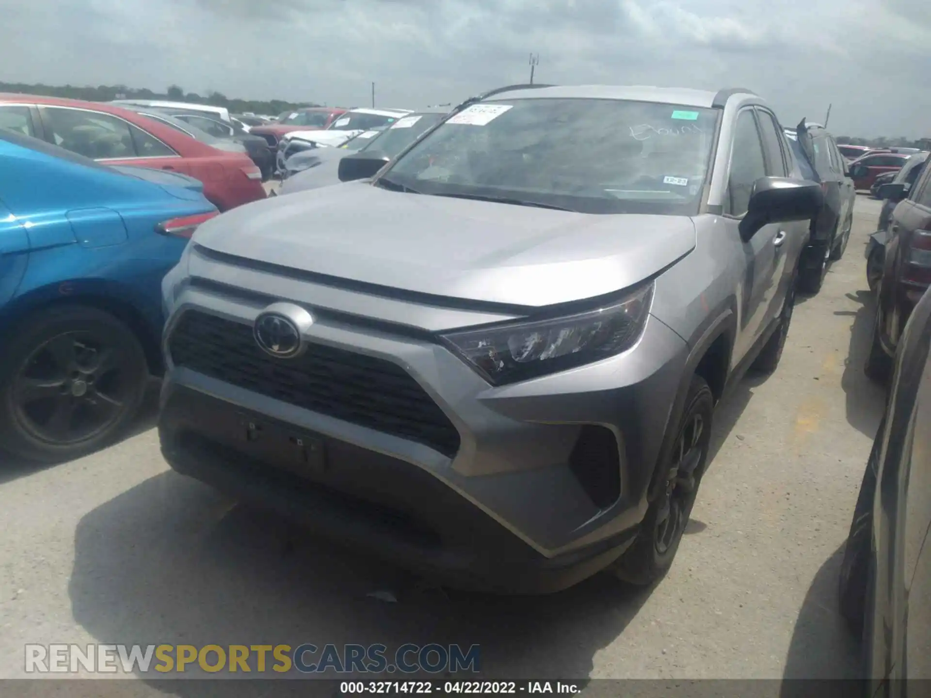 2 Photograph of a damaged car 2T3H1RFV5MW181007 TOYOTA RAV4 2021