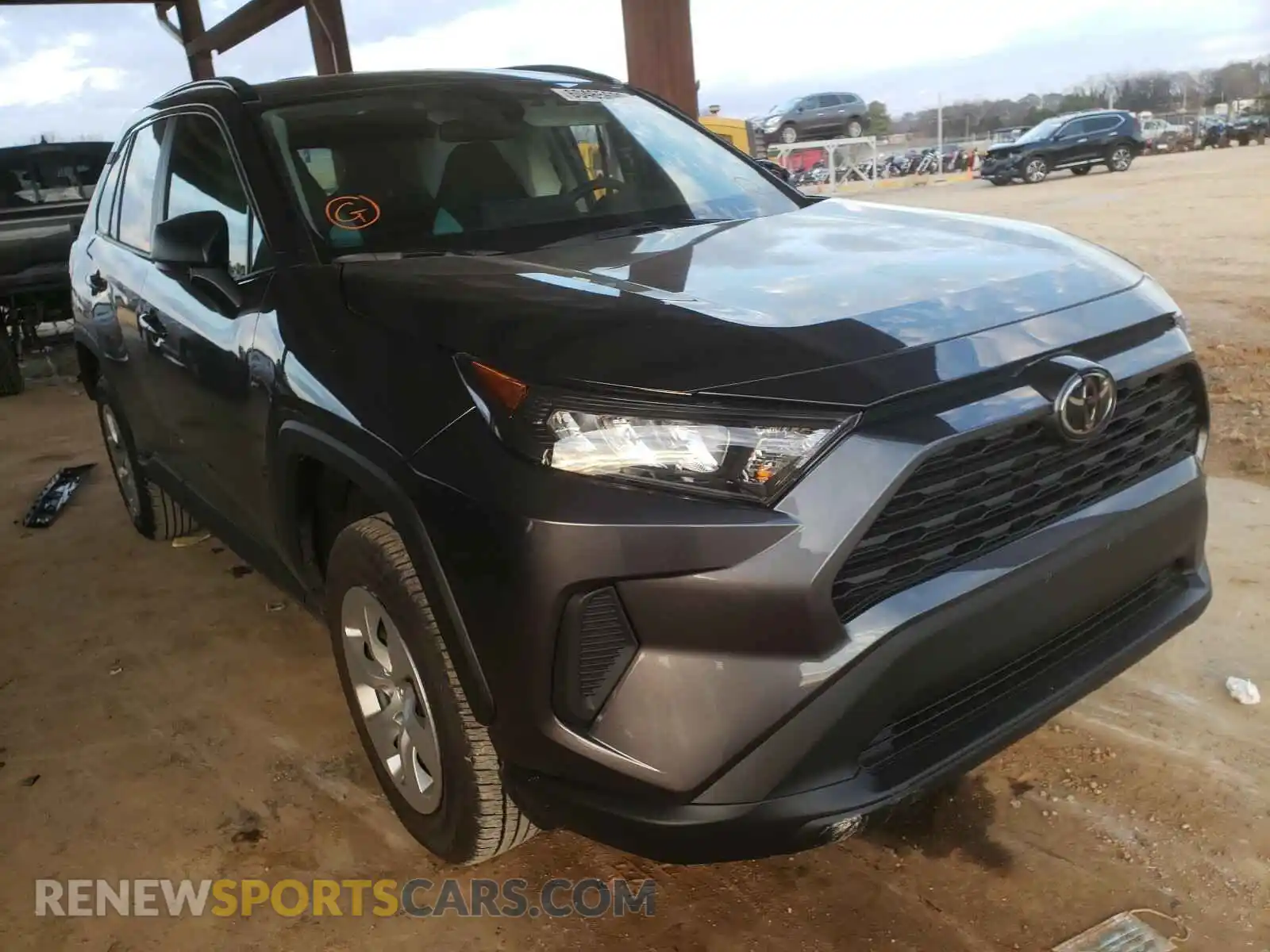 1 Photograph of a damaged car 2T3H1RFV6MC093584 TOYOTA RAV4 2021