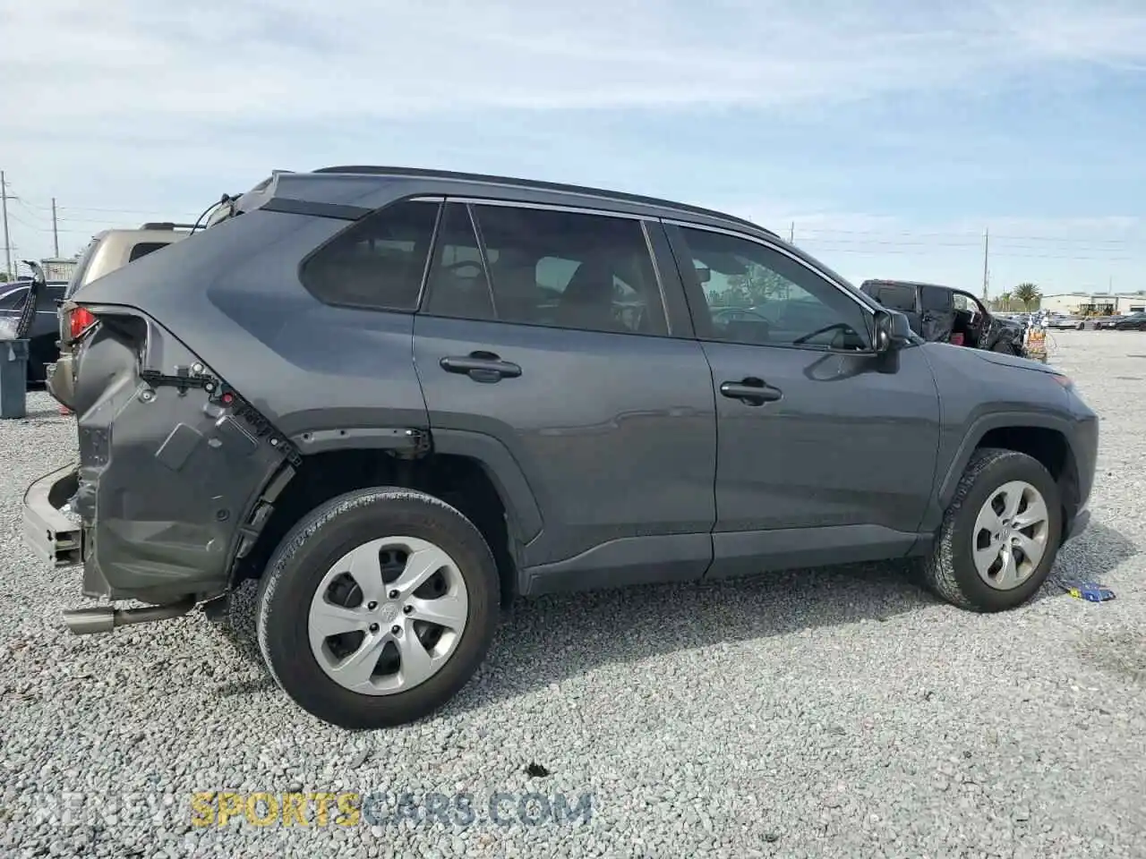 3 Photograph of a damaged car 2T3H1RFV6MC098543 TOYOTA RAV4 2021