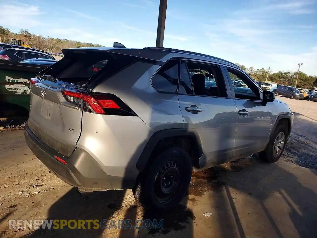 3 Photograph of a damaged car 2T3H1RFV6MC132559 TOYOTA RAV4 2021