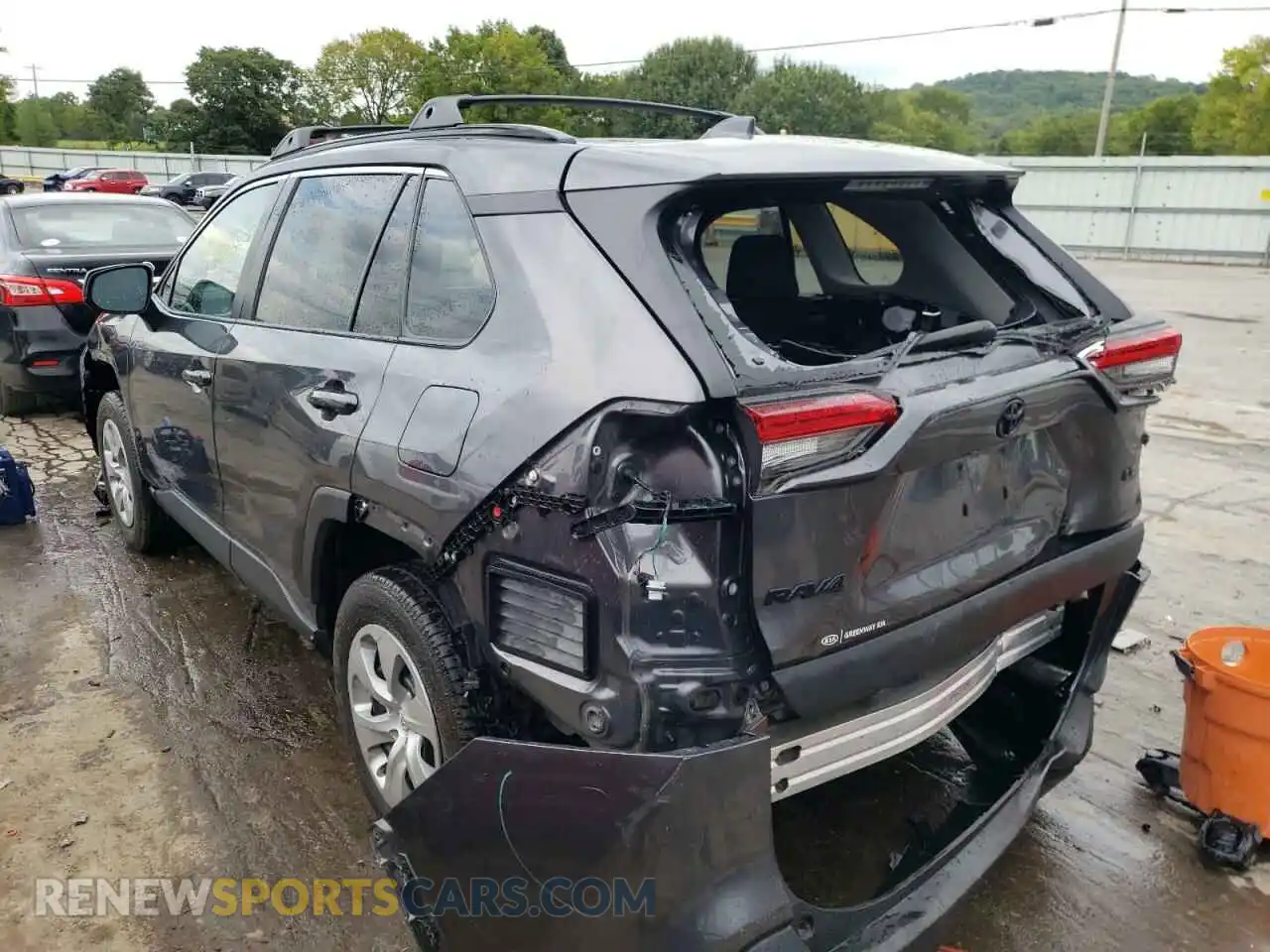 3 Photograph of a damaged car 2T3H1RFV6MC135378 TOYOTA RAV4 2021