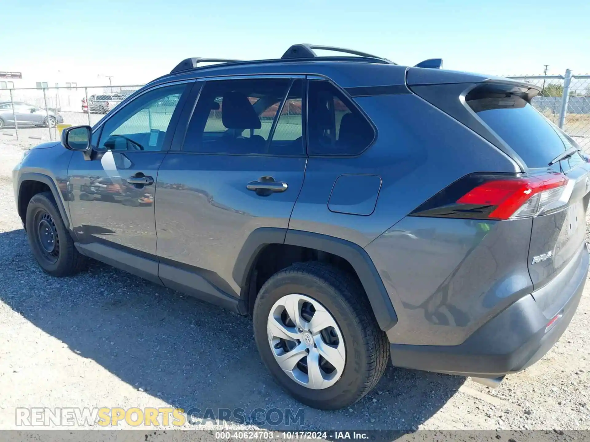 3 Photograph of a damaged car 2T3H1RFV6MC143819 TOYOTA RAV4 2021