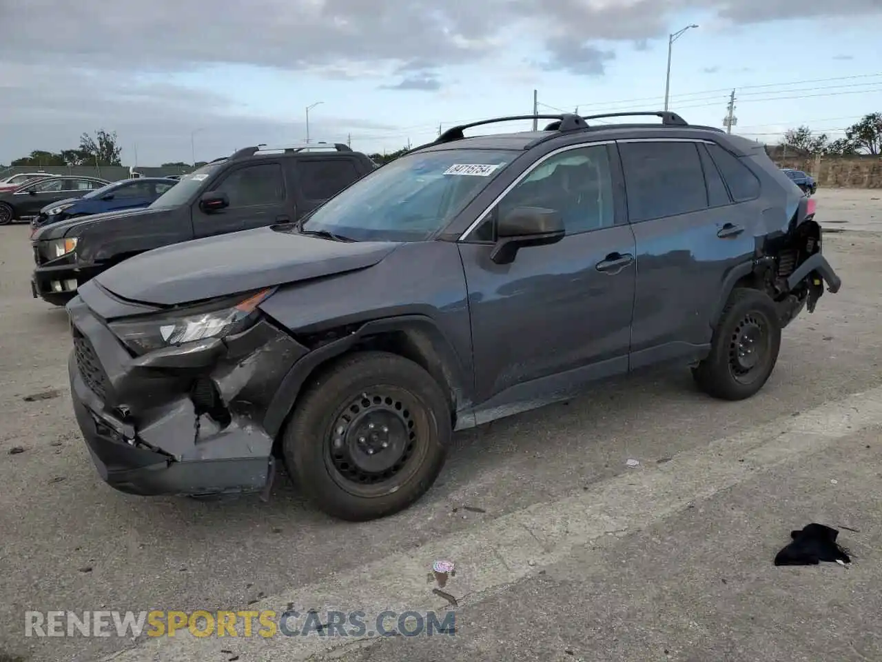 1 Photograph of a damaged car 2T3H1RFV6MC152939 TOYOTA RAV4 2021