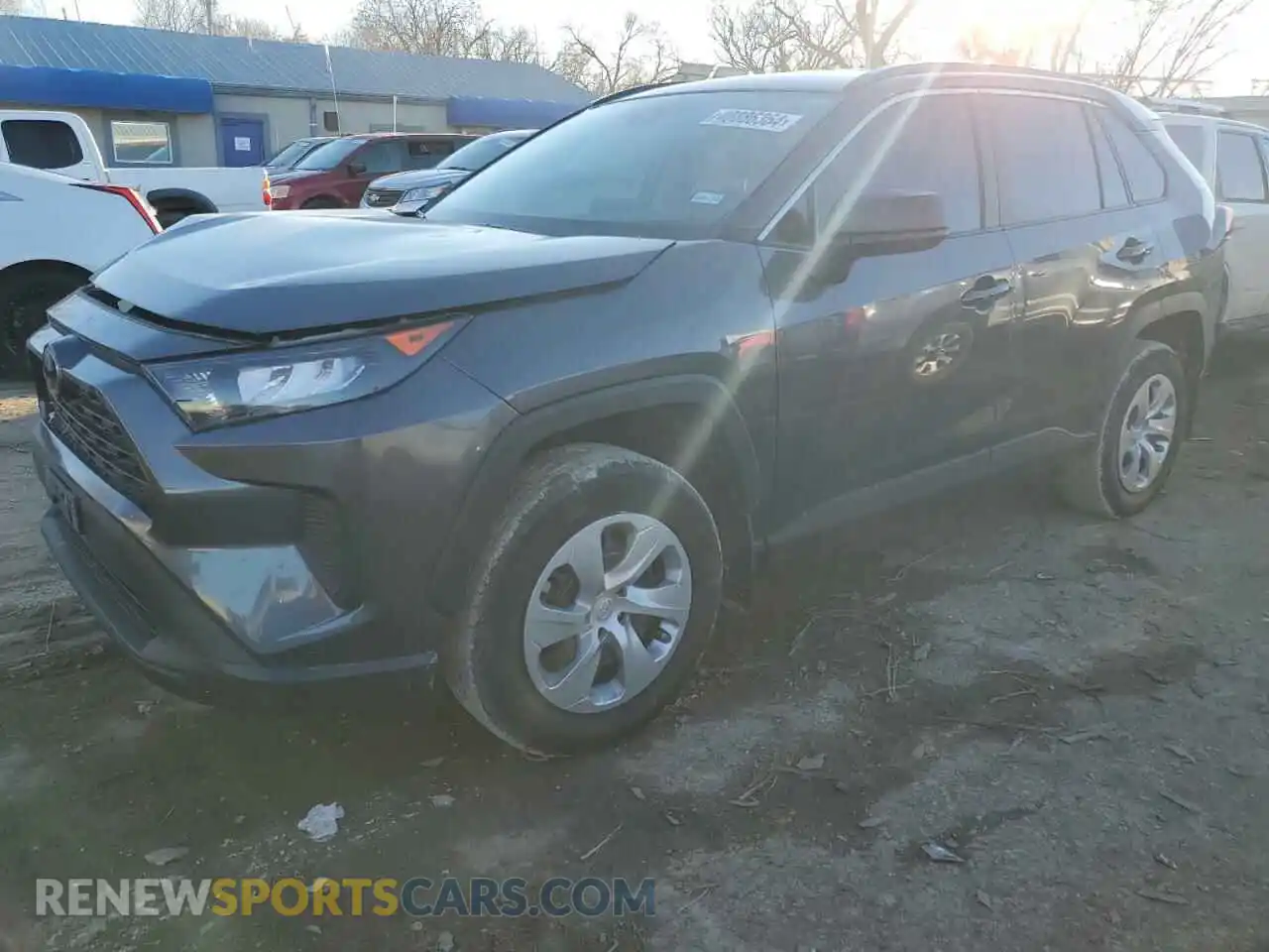 1 Photograph of a damaged car 2T3H1RFV6MC155257 TOYOTA RAV4 2021
