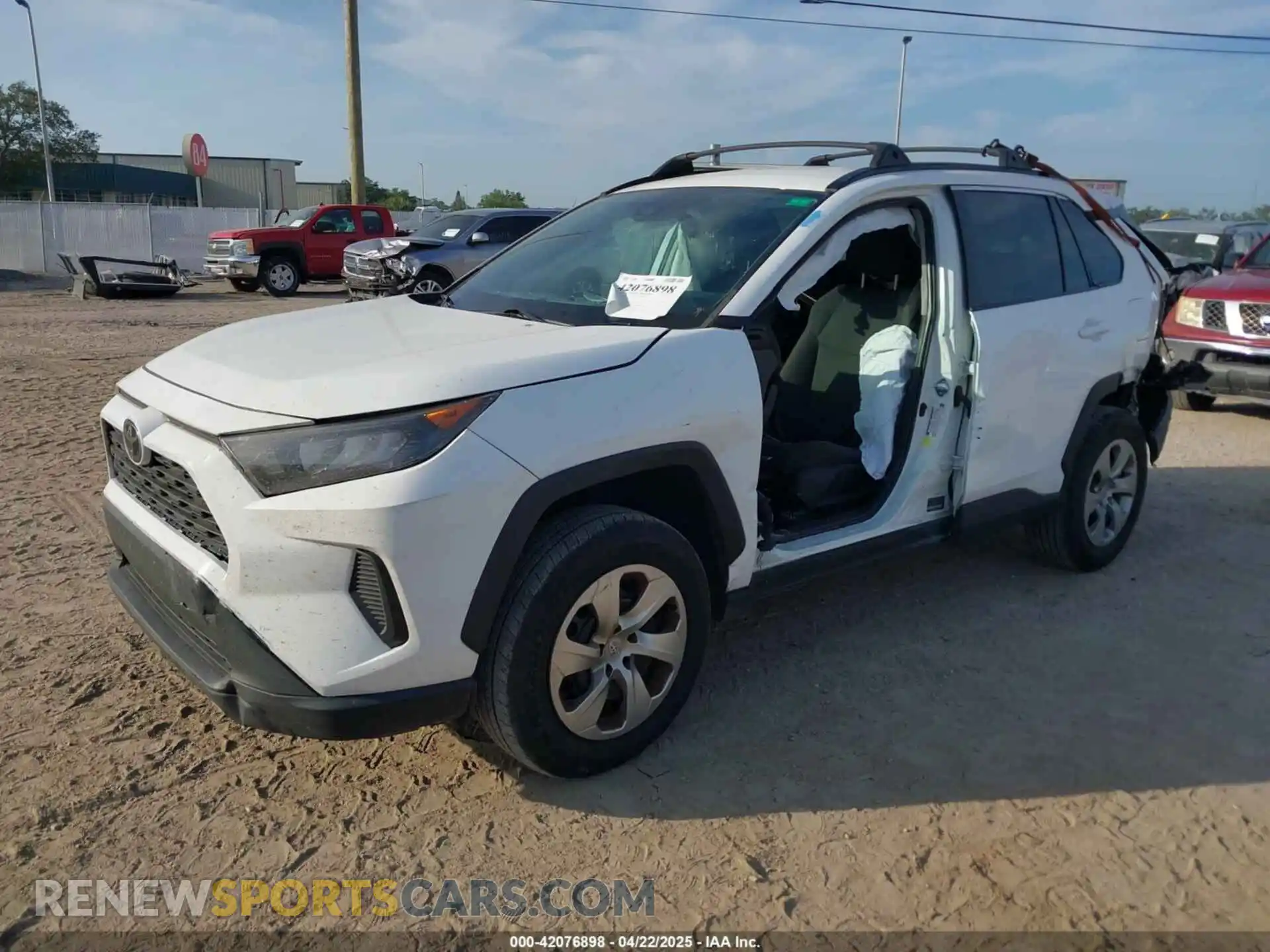 2 Photograph of a damaged car 2T3H1RFV6MC166453 TOYOTA RAV4 2021