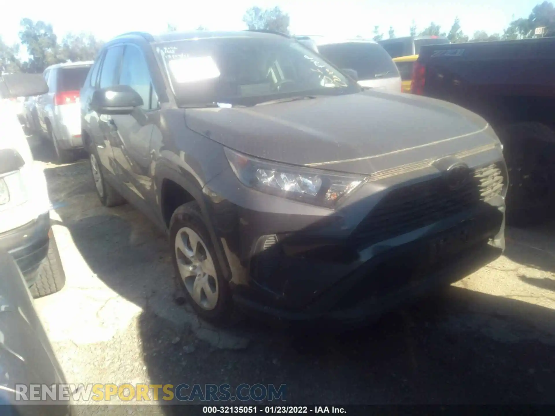 1 Photograph of a damaged car 2T3H1RFV6MW105778 TOYOTA RAV4 2021